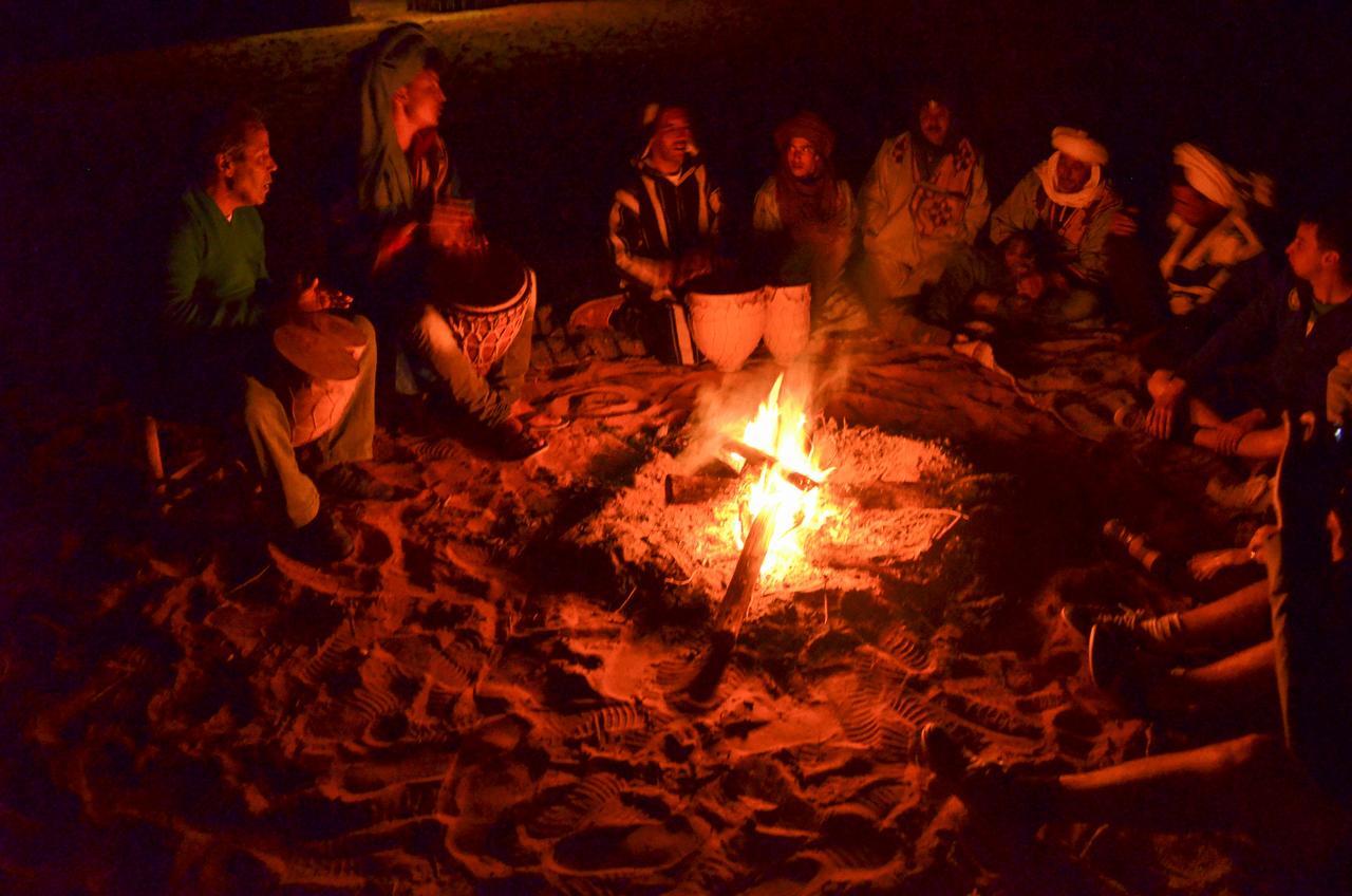 Camel Trek Bivouac Hotel Merzuga Kültér fotó