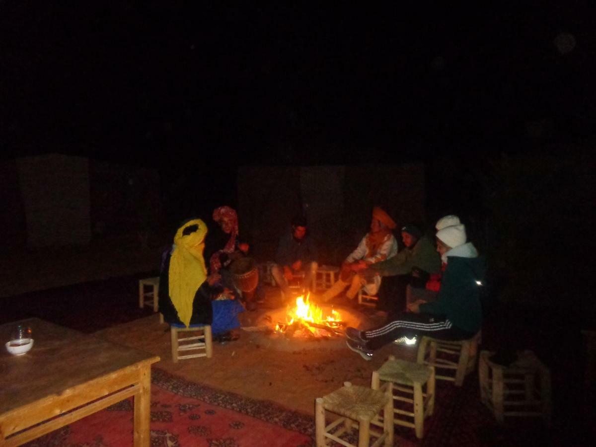 Camel Trek Bivouac Hotel Merzuga Kültér fotó